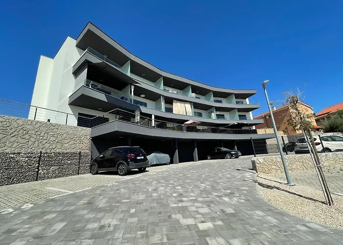 Lux Nanea Apartment