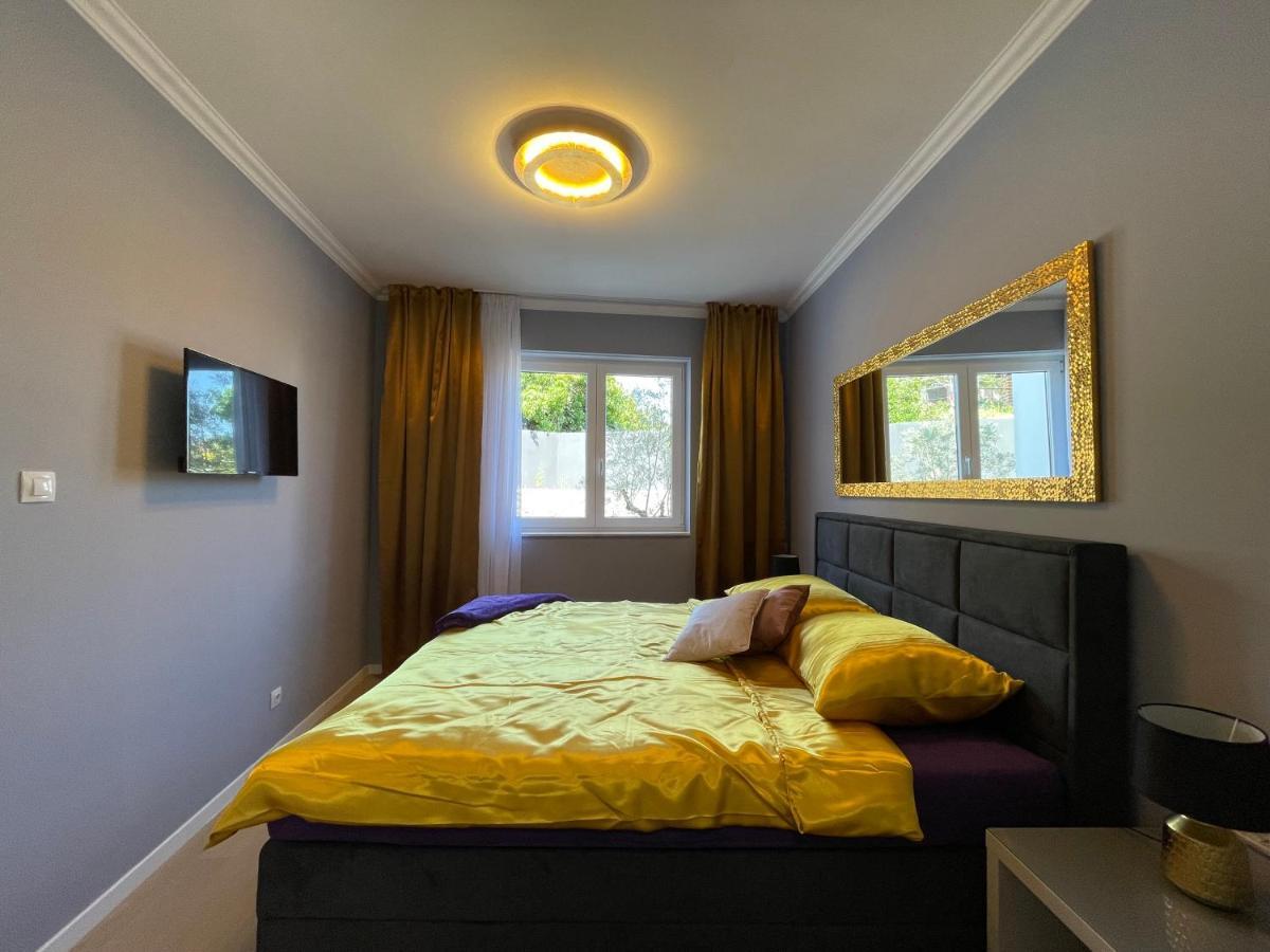 Lux Nanea Apartamento Krk Town