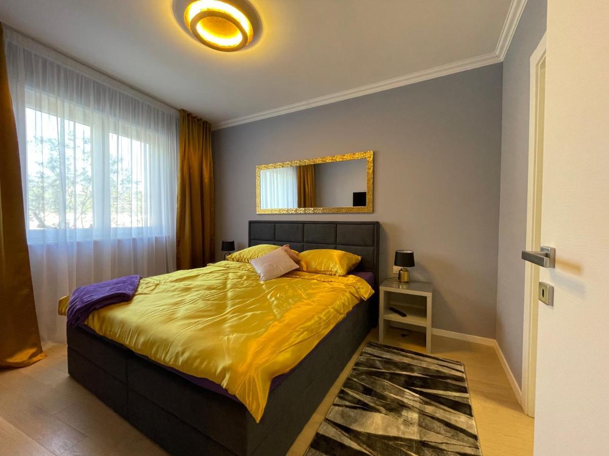 Lux Nanea * Krk Town